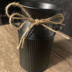 Farmhouse Style Plant Holder